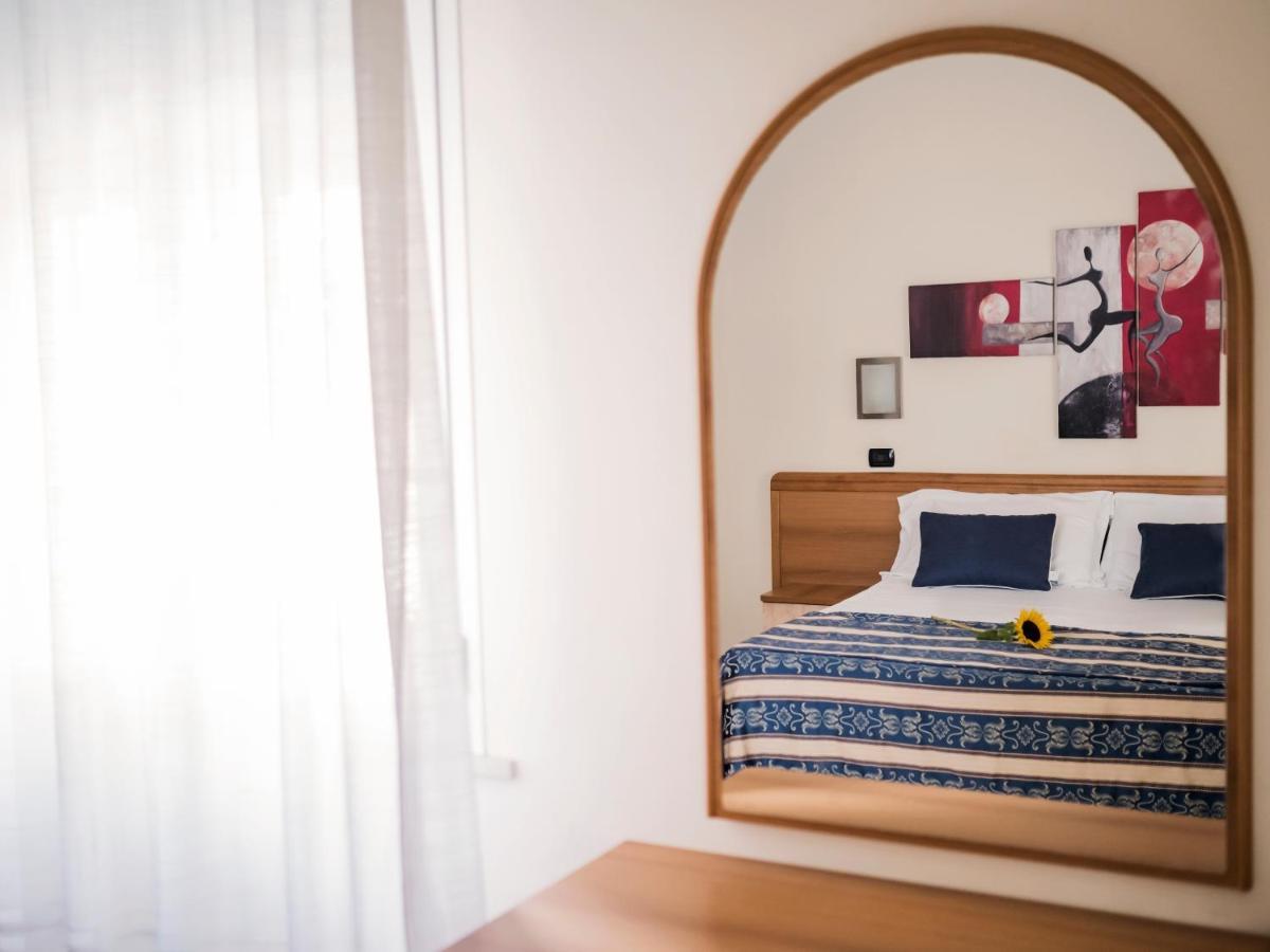 Hotel Bridge Rimini Dış mekan fotoğraf